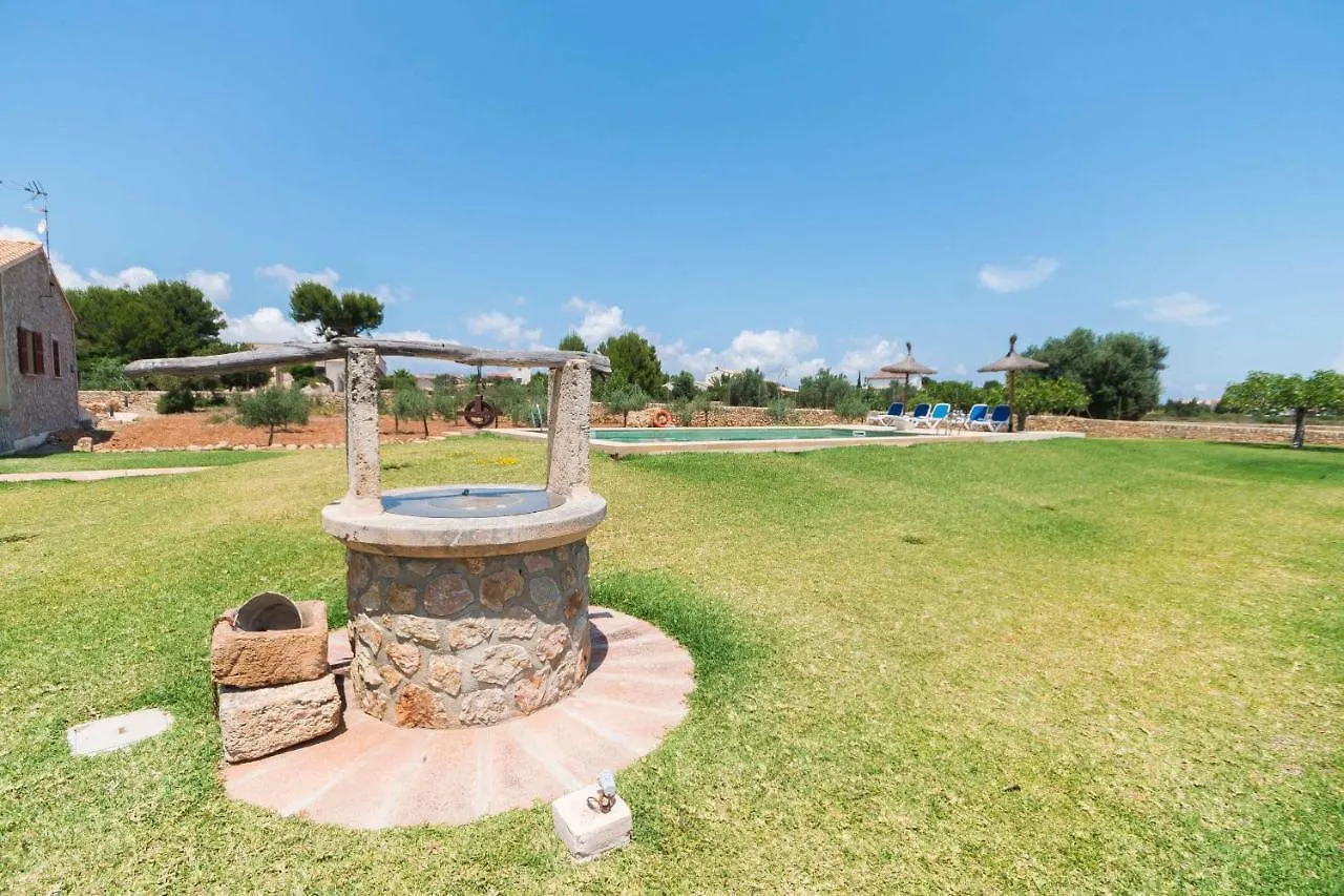 Вилла Can Mosca - Private Pool & Large Garden Алькудия